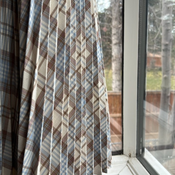 Aritzia / Sunday Best Plaid "Trish" Mini Dress - Picture 5 of 7